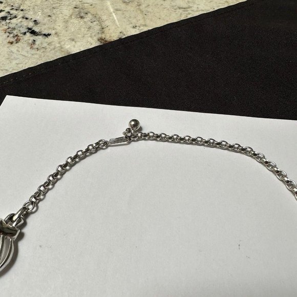 Women’s Silver Tone Metal Choker Style Costume Necklace - Picture 8 of 10